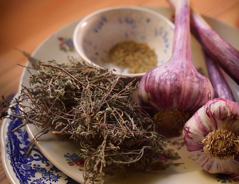 Home Remedies from the Garden for Itch, Indigestion, and Insomnia